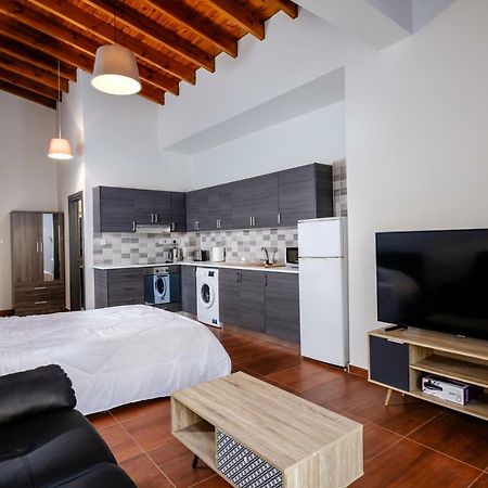 The Loft Studio Apartment Larnaca Exterior photo